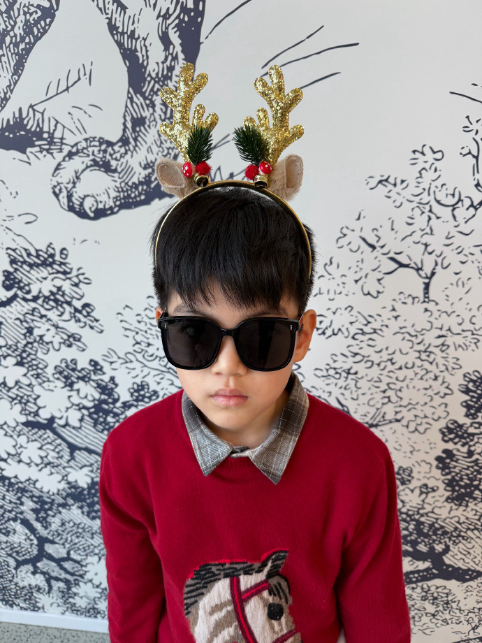 陳妍希難得曝光兒子長相。（翻攝自微博）