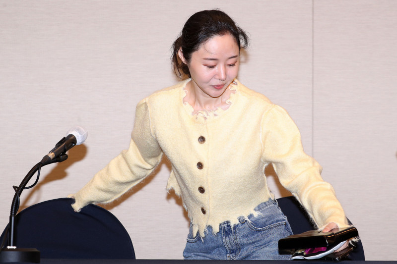 傳出Danielle的媽媽與閔熙珍聯手。（達志影像）