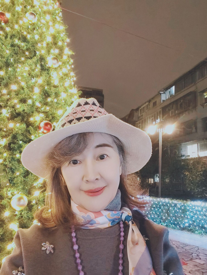 資深玉女歌手吳雪芬月入不到一萬元。（吳雪芬提供）