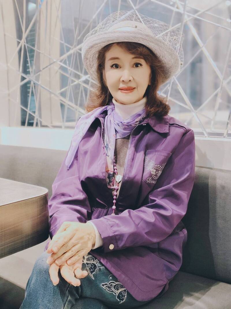 吳雪芬很希望能復出演藝圈，不管是唱歌還是拍戲都好。（吳雪芬提供）