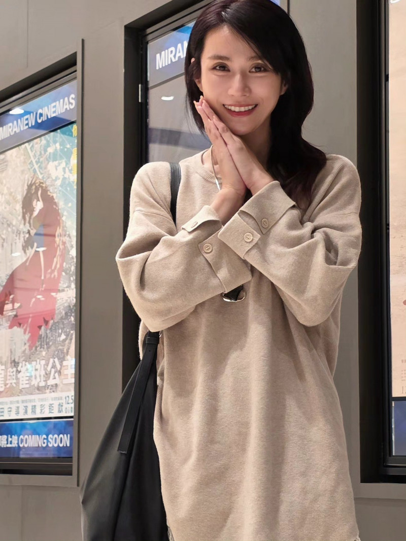 許鈞鈞洋溢幸福感。（翻攝自臉書）