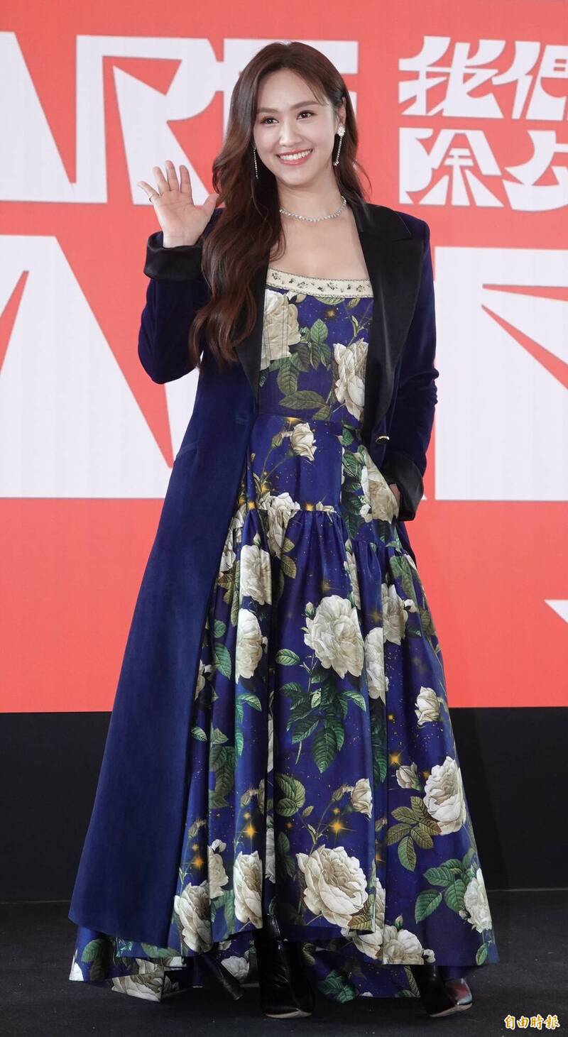 吳姍儒笑回說想幫A-Lin說話。（記者潘少棠攝）