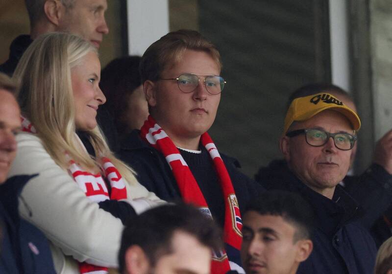 挪威王子（中）瑪格努斯。（路透）