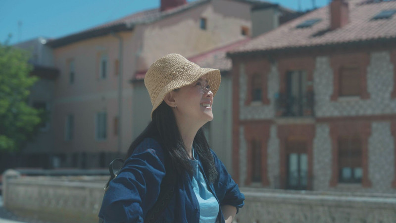 曾寶儀挑戰走西班牙朝聖之路 。（公共電視、新傳媒提供）