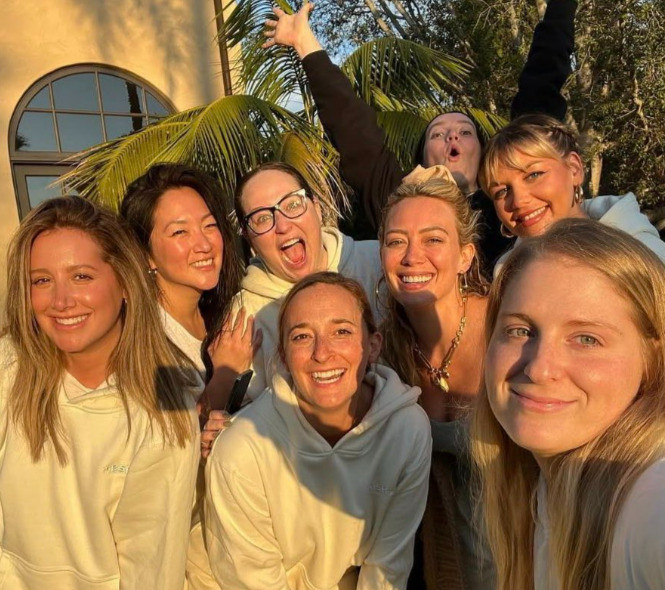 網友挖出艾希莉口中的「有毒媽媽群組」有誰。（翻攝自IG）