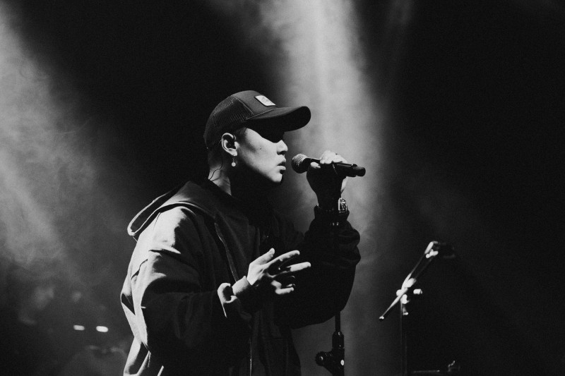 凹與山很欣賞BRADD的聲音。（ SUB LIVE提供）