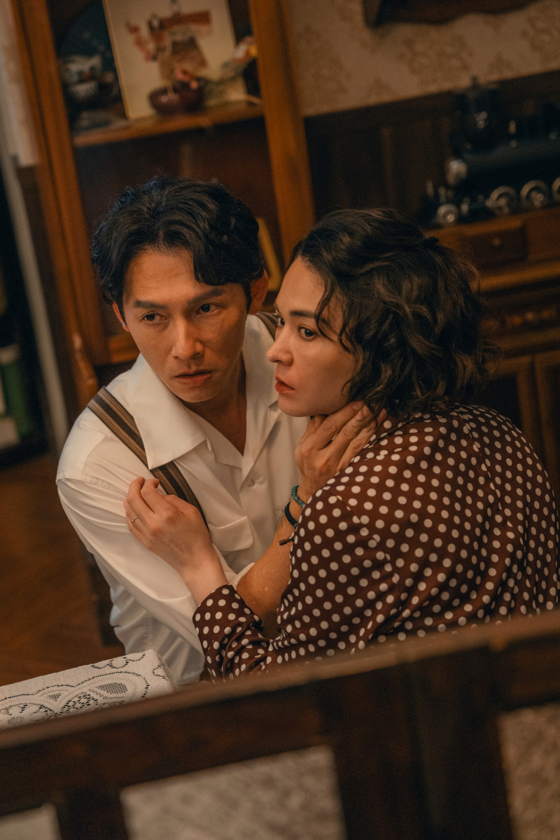 温昇豪（左）與張榕容在《整形過後》舊情復燃？大結局將揭曉。（六魚文創提供）