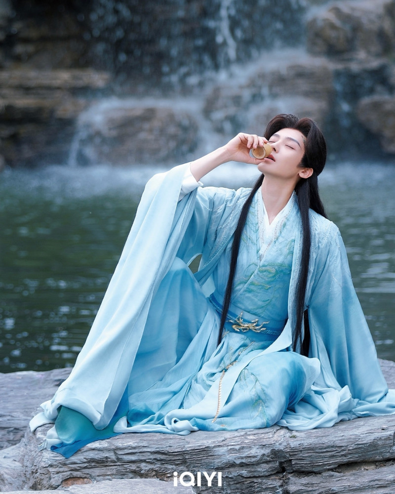 侯明昊在《逍遙》飾演萬妖之王「紅燁」。（iQIYI愛奇藝國際站提供）