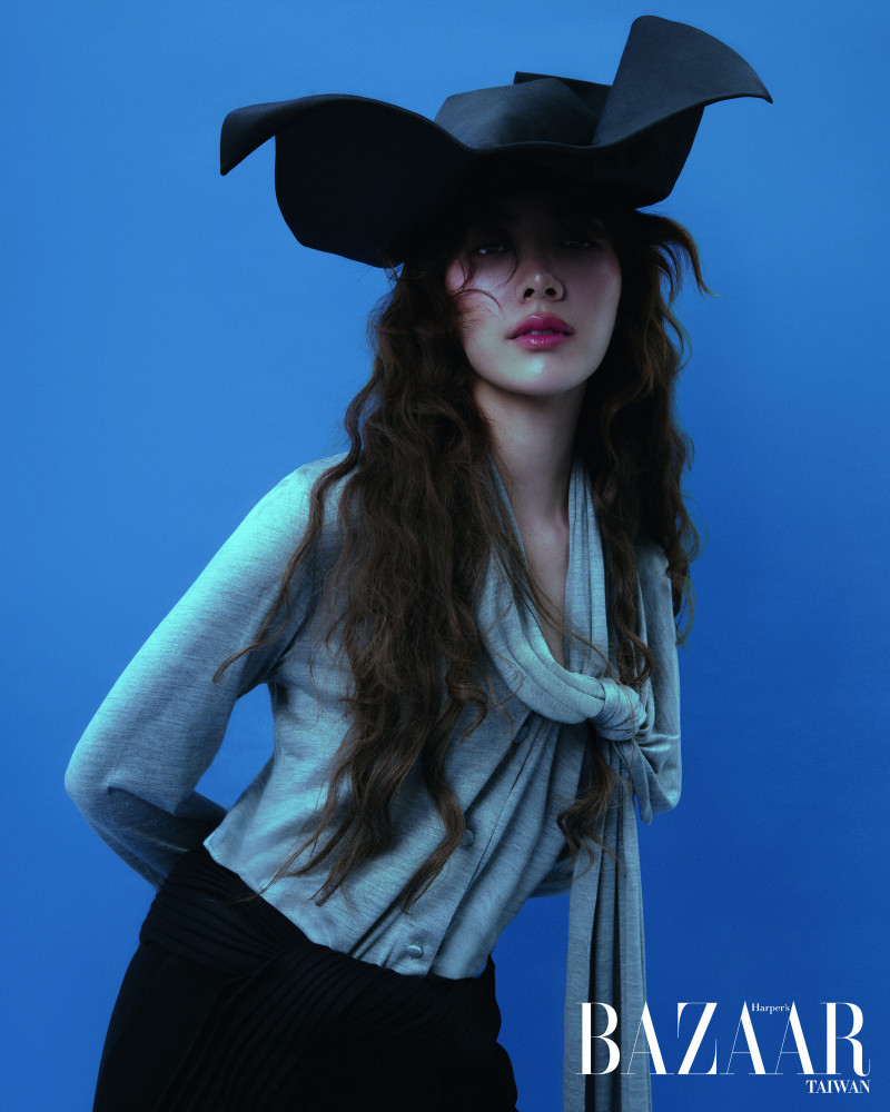 Orm演出GL劇《我們的秘密》人氣暴漲，戲裡戲外話題不斷。（《Harper’s BAZAAR》國際中文版提供）