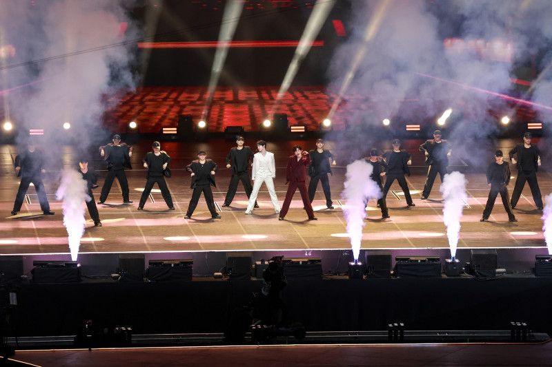 金唱片舞台相當大。（讀者提供）