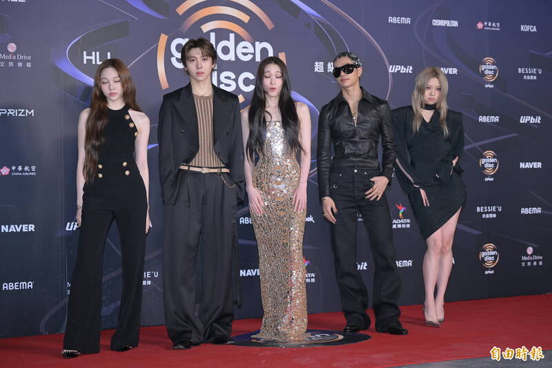 ALLDAY PROJECT的Youngseo、Woochan、Annie、Tarzzan、 Bailey 。（記者王文麟攝）