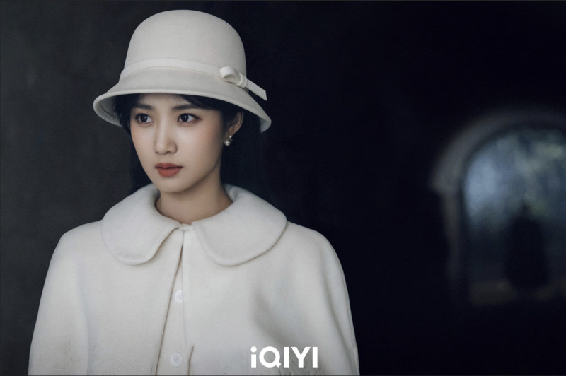 盧昱曉在《軋戲》宛如穿搭教科書。（iQIYI愛奇藝國際站提供）