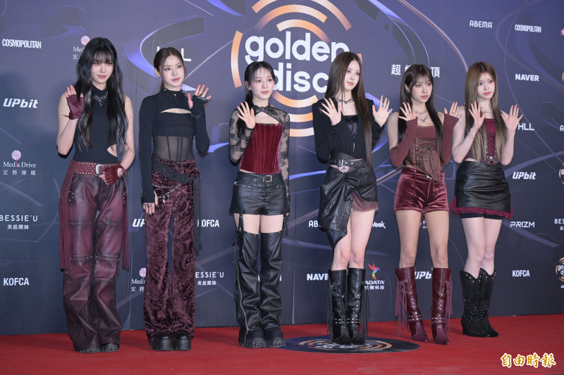 金唱片－izna。（記者王文麟攝）