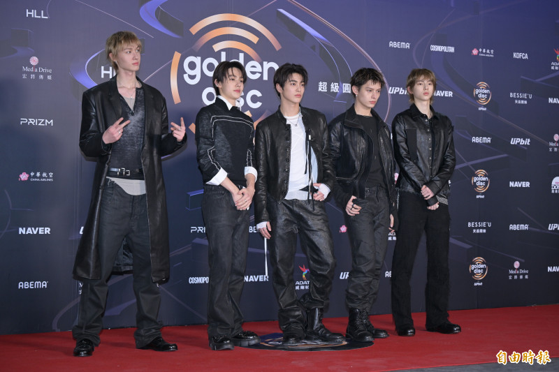 金唱片－CORTIS。（記者王文麟攝）