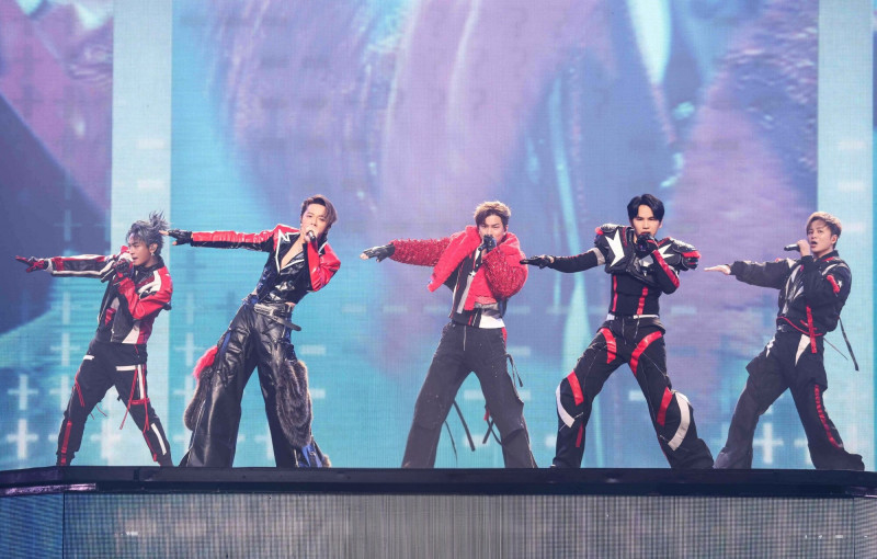 閃兵風暴導致Energy休團 書偉落淚鞠躬道歉 坤達感謝被接住