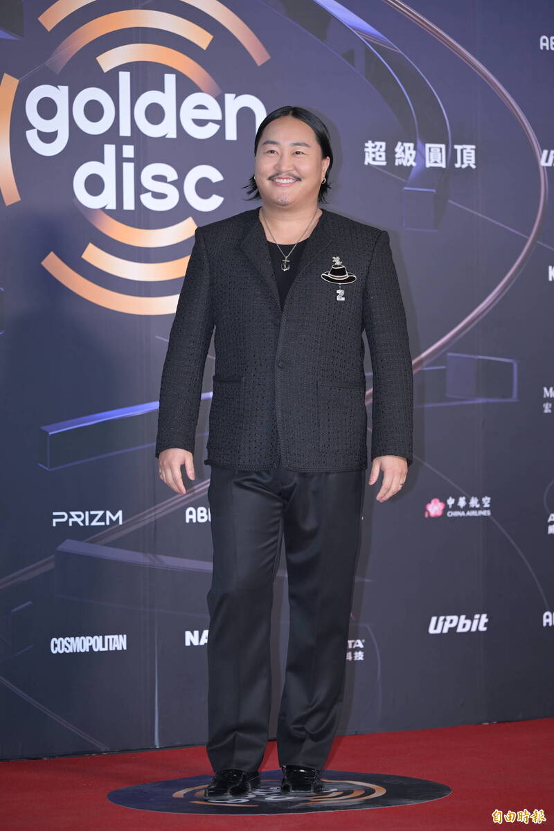 金唱片－ZOZAZZ。（記者王文麟攝）