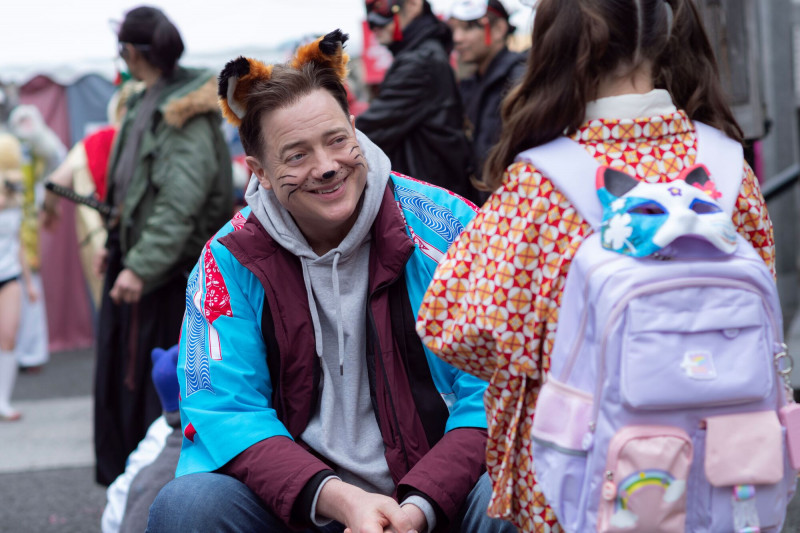 布蘭登費雪在《日租家庭》動人演出。（探照燈影業提供）