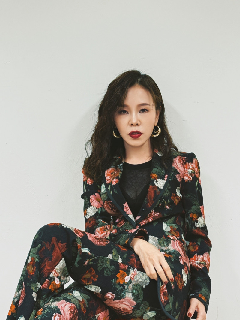 彭佳慧為《那些你不知道的我》演唱同名主題曲。（索尼提供）