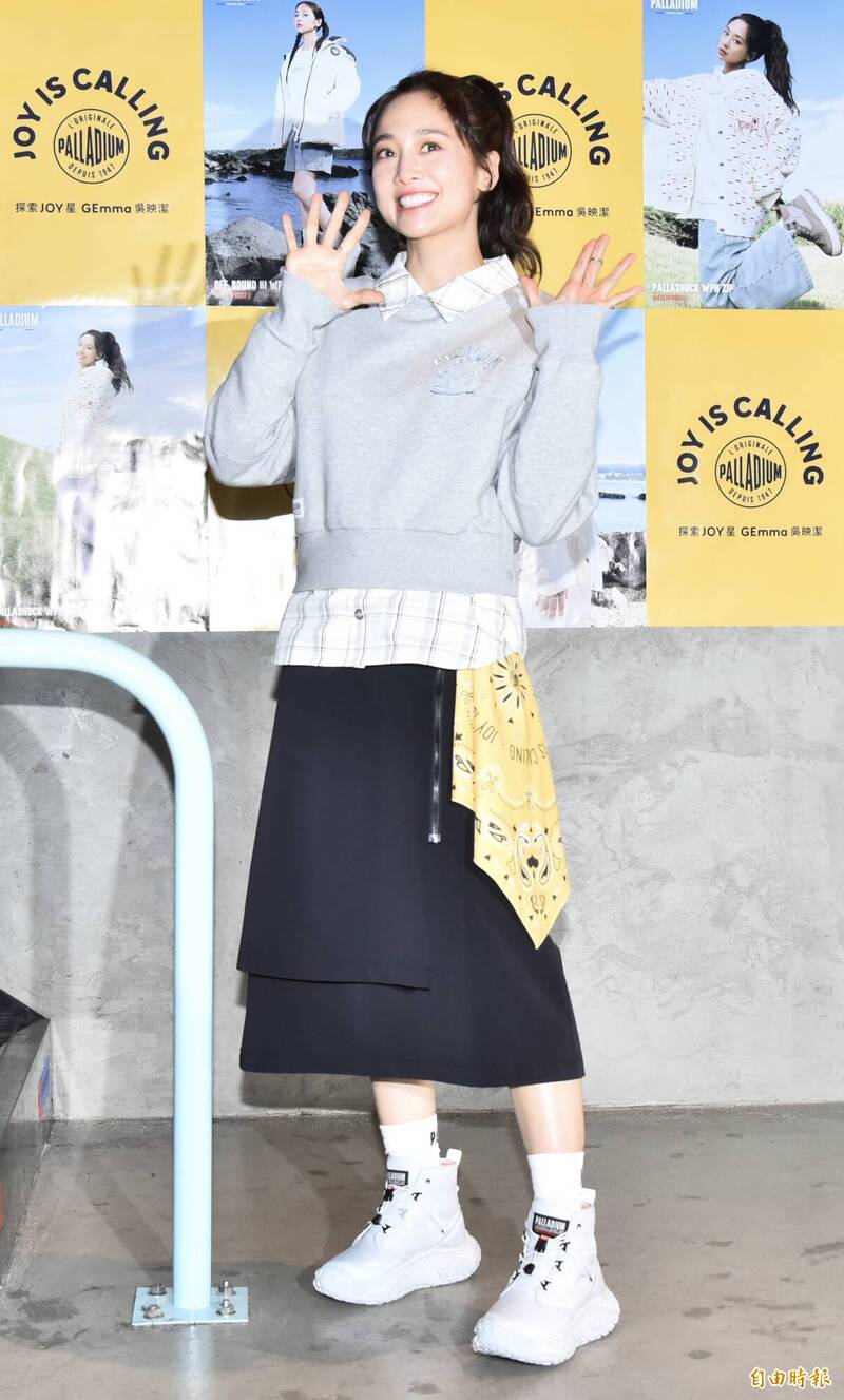 鬼鬼母愛滿溢分享女兒妹子抓周趣事。（記者陳奕全攝）