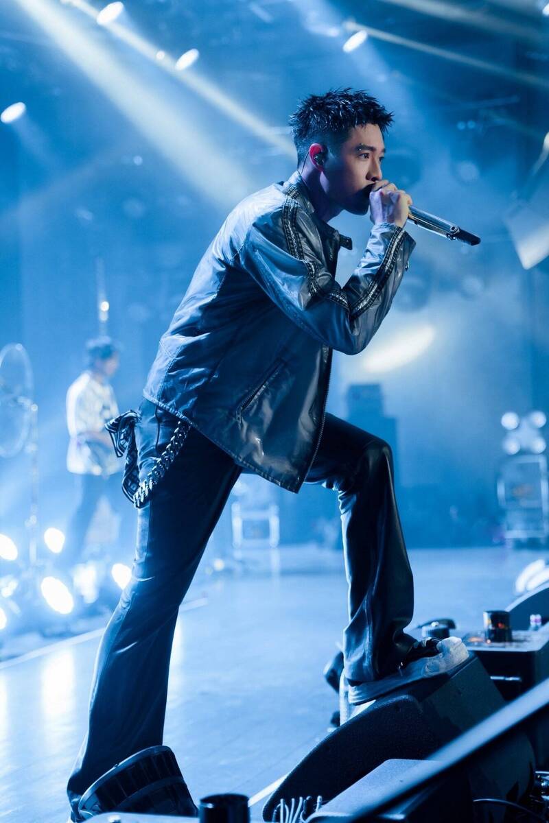 周湯豪出事了！遺憾宣布壞消息延期開唱：致最誠摯的歉意