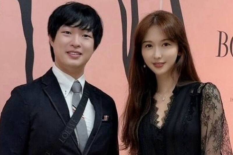 林志玲日本美術館私會台灣星二代 真實身份曝光