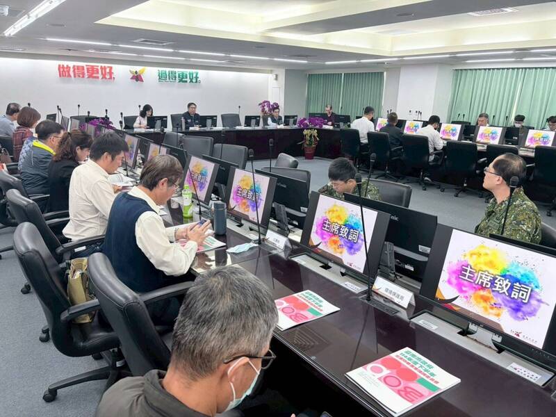 職場壓力山大也不怕  4星座遇強則強抗壓王