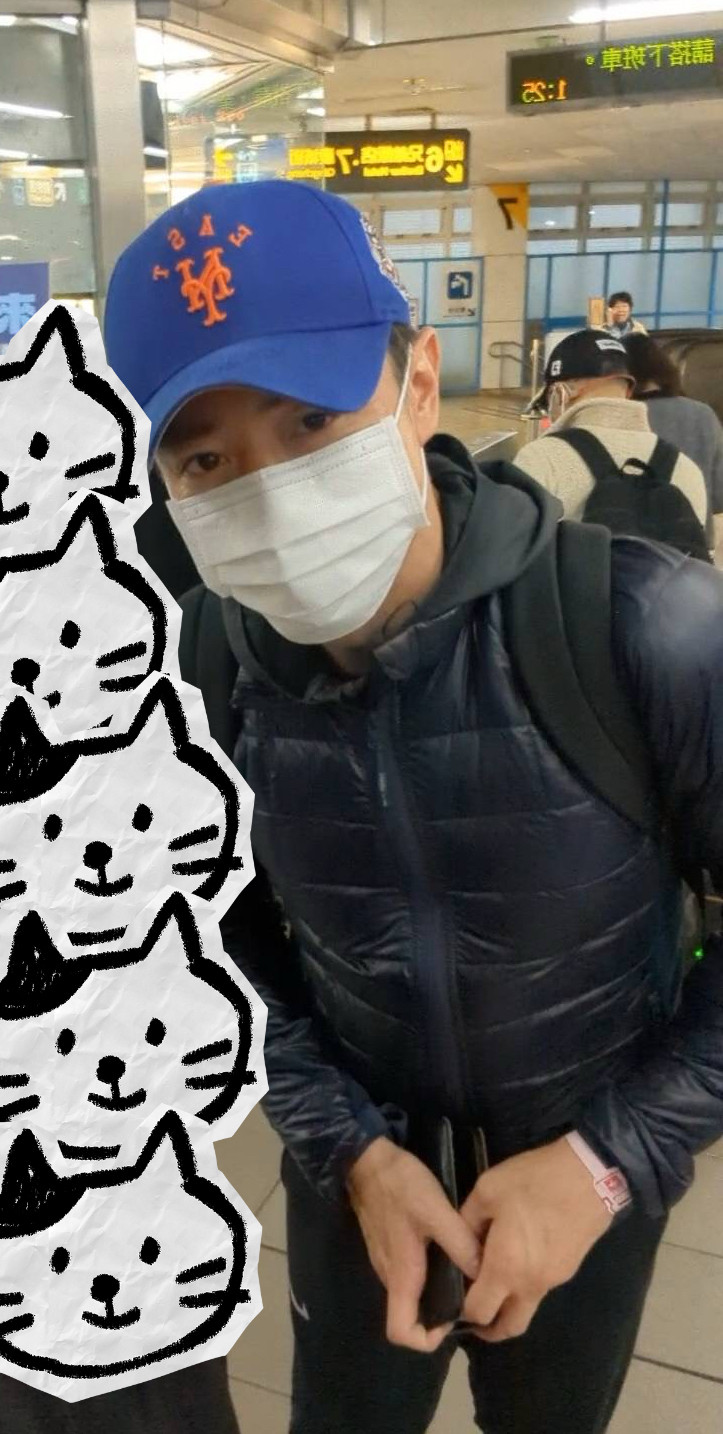 （直擊）野生霍建華現身北捷「白髮藏不住」 包緊緊被認出...當場驚吐6字