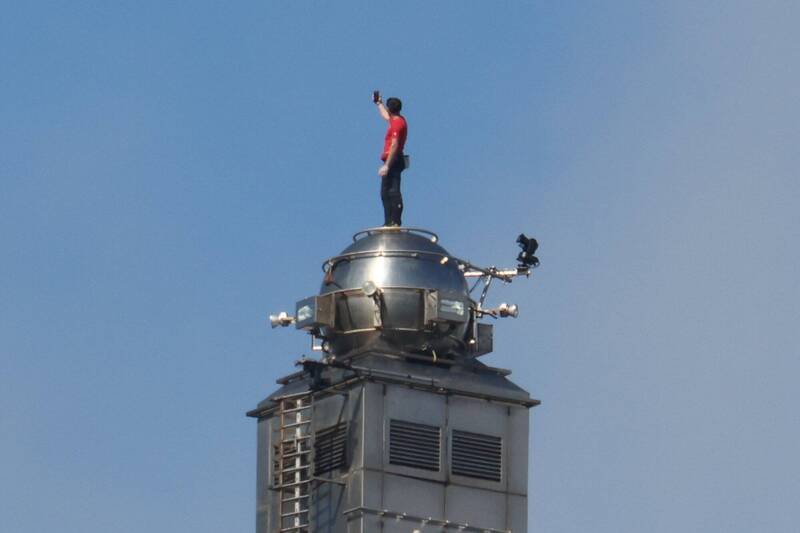 霍諾德91分鐘登頂101！法國蜘蛛人道賀：我當年花了4小時