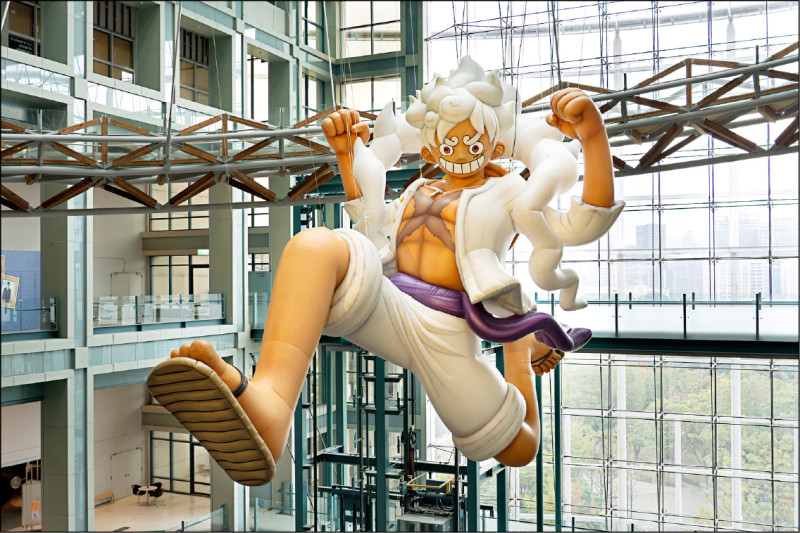 超巨型「五檔魯夫」在科教館震撼登場。（時藝多媒體提供）