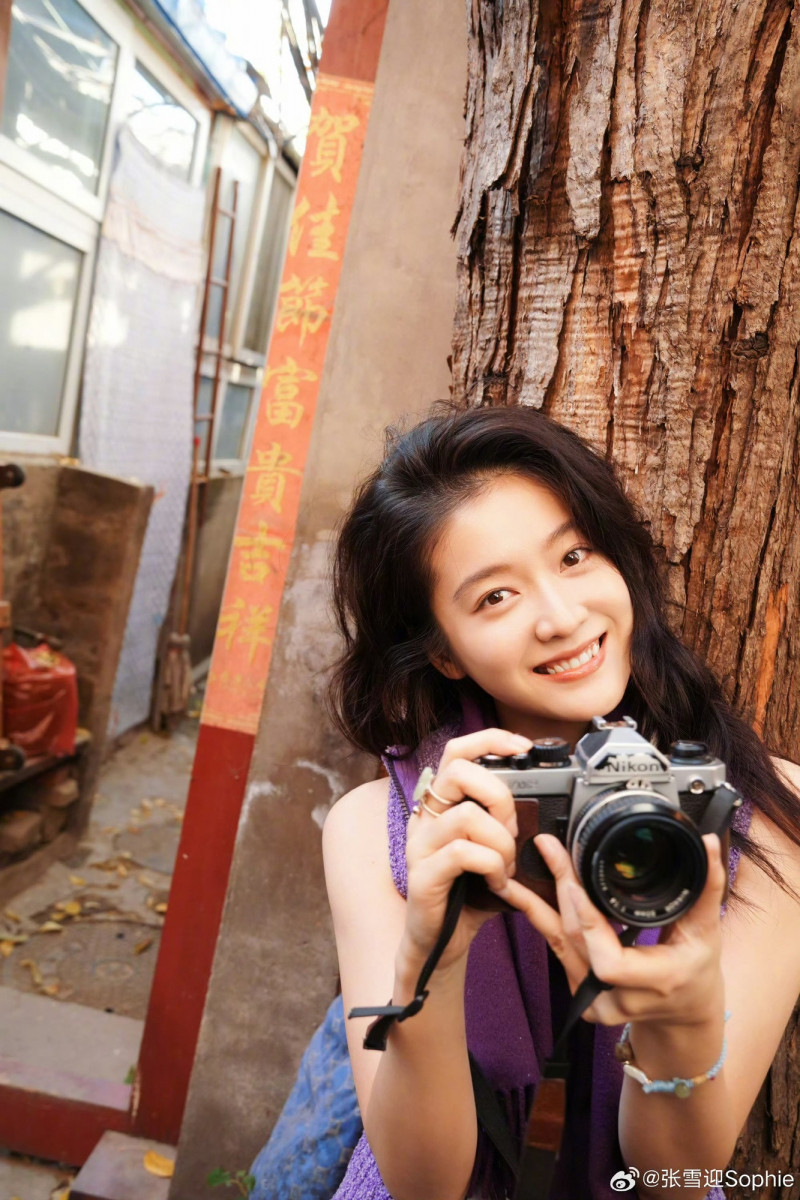 賈靜雯51歲逆生長 拍戲同框小23歲「最美學霸」：顏值碾壓母女設定