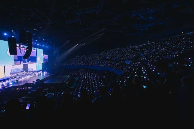 TWS與全場粉絲互動。（D-SHOW提供）