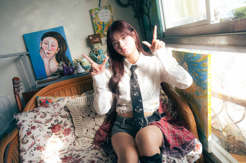 林沁《數到七》MV回到故鄉高雄拍攝。（首湛創意提供）