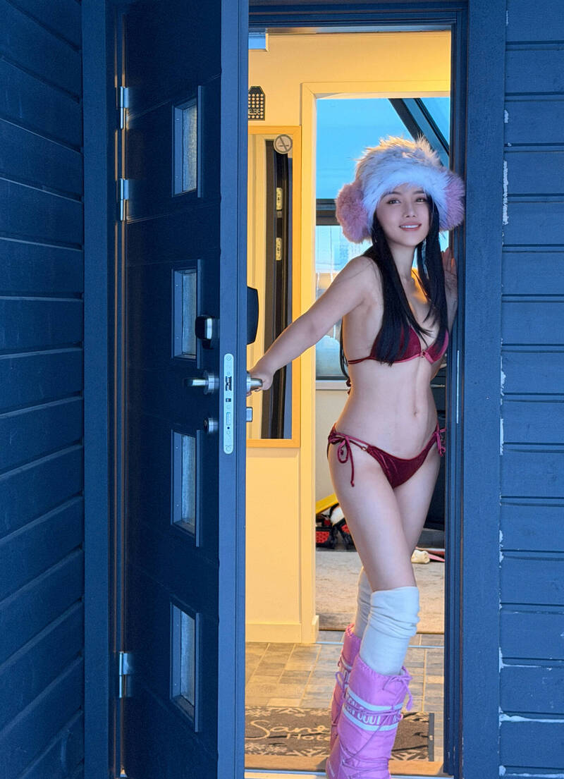 畢業於中山醫學大學營養學系，並取得國立臺北商業大學企業管理碩士的高敏敏，被封為台灣最辣、最美營養師。（高敏敏提供）