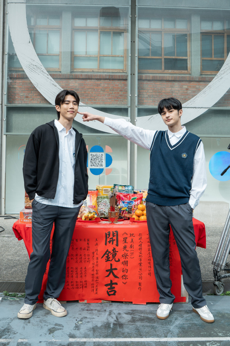 韓晨（左）和羅奕傑平均身高190公分，在《星光燦爛的你》受封「雙塔CP」。（影娛人提提供）