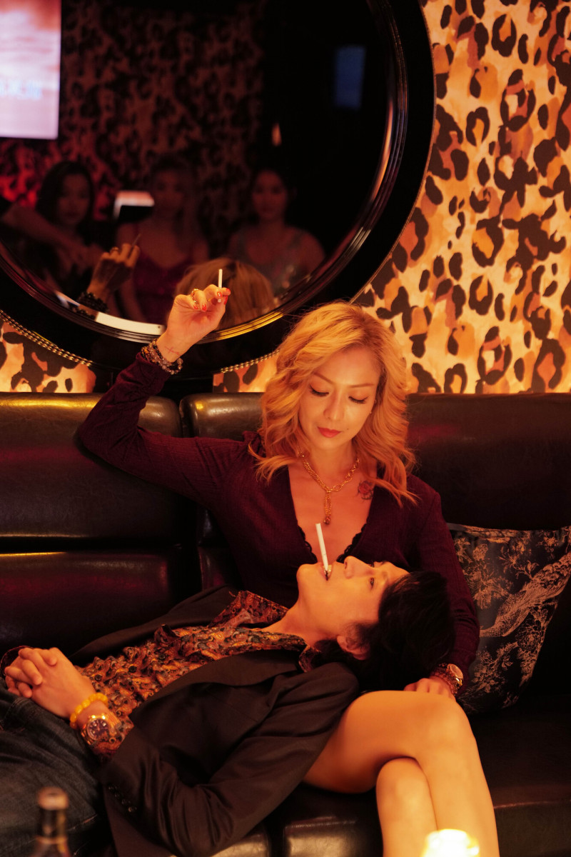 （影）鄭秀文當女霸總業績狂飆 和黃子華一碰面就很有火