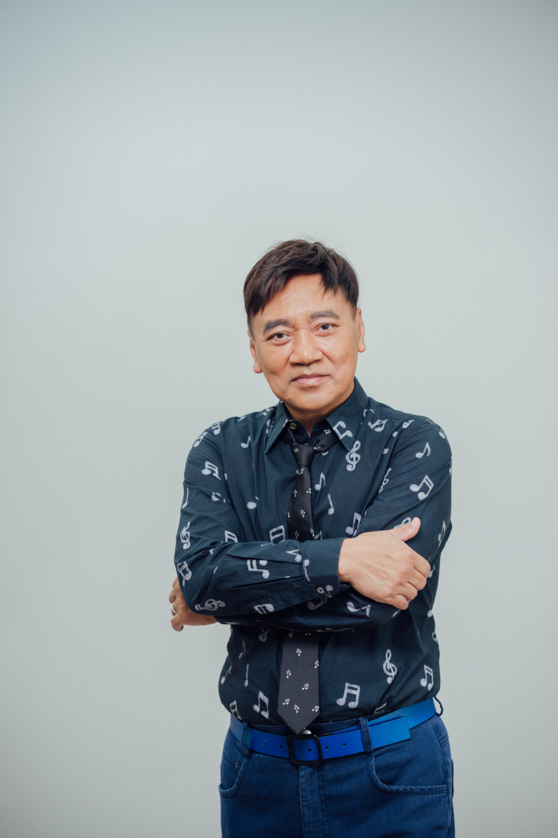 施孝榮卸下民歌重擔，以個人之姿重返 Legacy Taipei開唱。（寬宏提供）