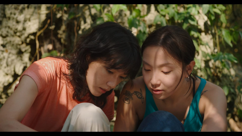 隨著戲劇作品接連推出，李雪（右）的角色討論度飆升。（Nature Tree提供）