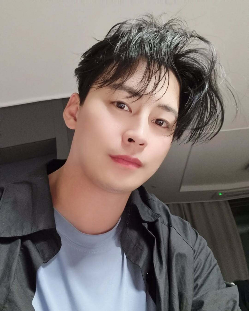 韓星鄭恩宇突然驟逝，年僅40歲，死因未公開。（翻攝自IG）