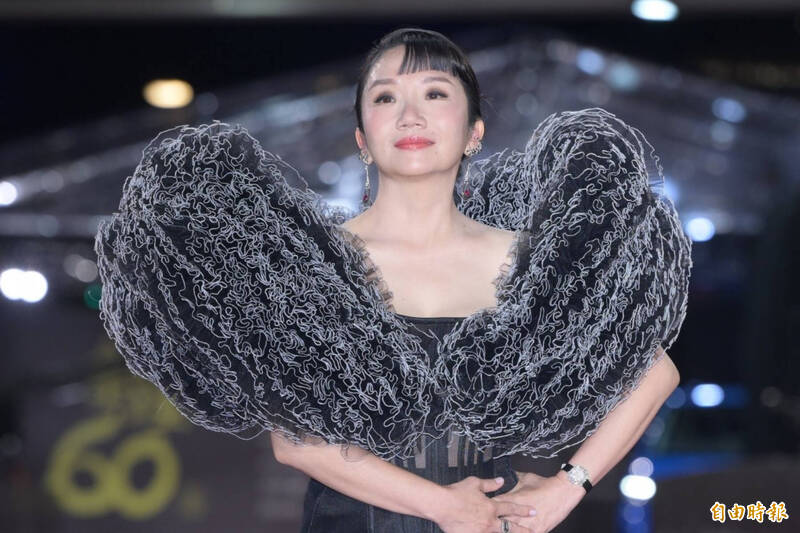 （影）粉絲送「生魚片」逼出荒唐抉擇 陶晶瑩忍笑：人生像四格漫畫