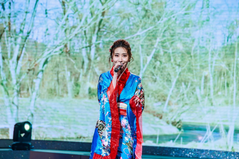 陳怡婷唱日語歌，特別研究歌詞的意涵，力求到位。（中視提供）