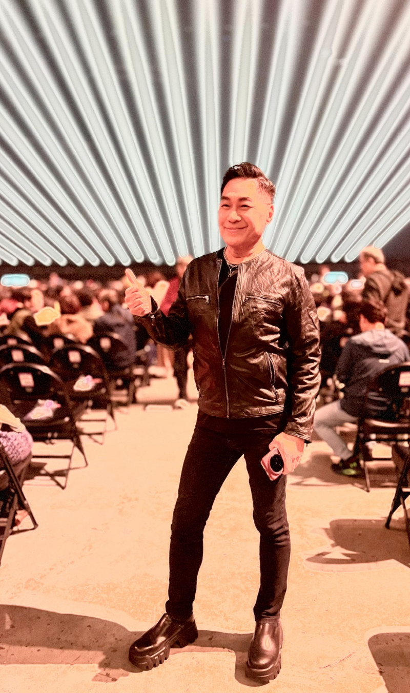 文章專程從香港飛來台北看江蕙演唱會。（翰森娛樂提供）