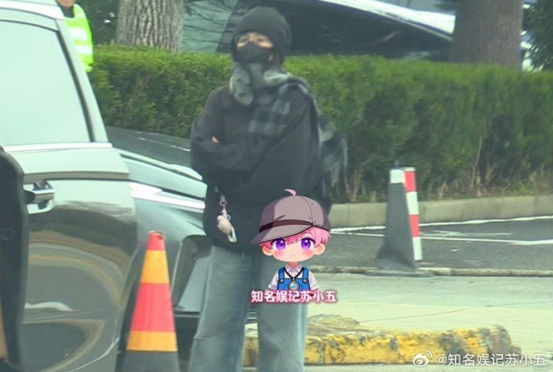 白鹿不滿遭私生飯跟車。（翻攝自微博）