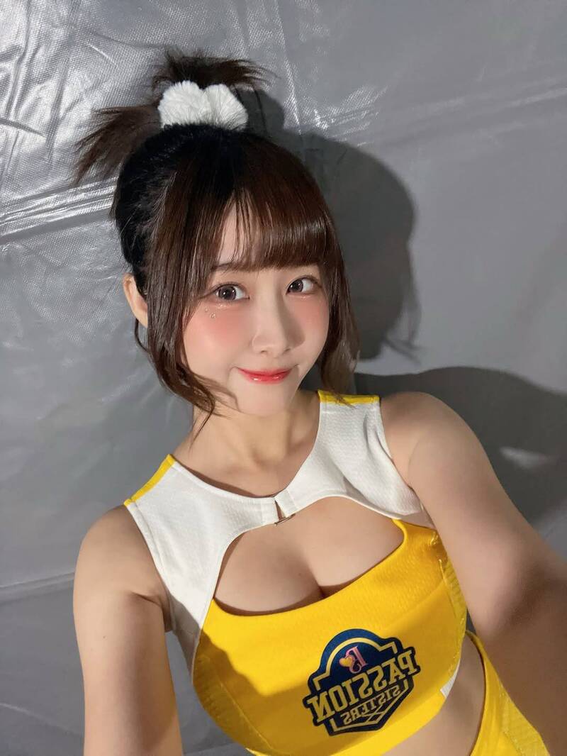 希希習慣理性、不輕易外露情緒。（翻攝自IG）