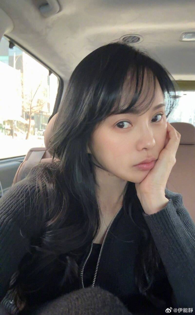 伊能靜發自肺腑希望女性間不要雌競。（翻攝自微博）