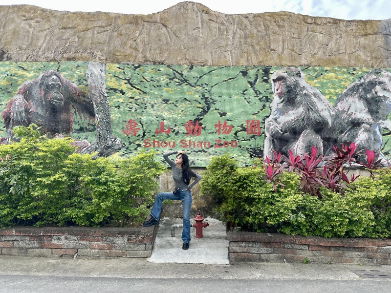 邵雨薇拍完《動物園》，在壽山動物園走一圈才離開，儀式感滿滿。（Disney+提供）