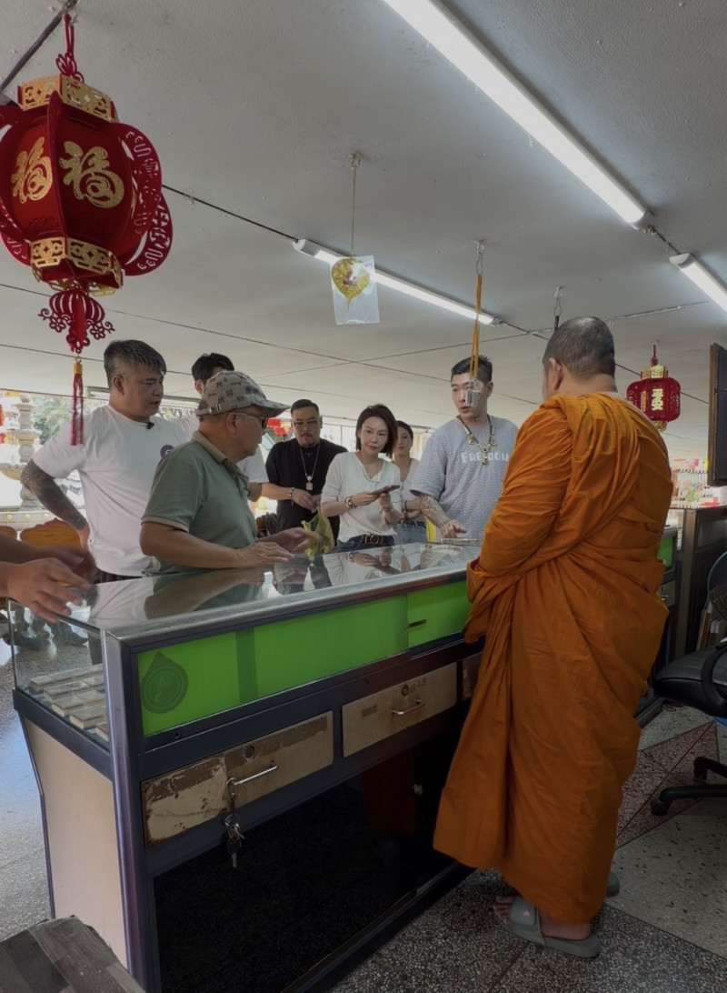 林揚竣怒告賓賓哥抹黑造謠，表示佛牌絕無虛假。（林揚竣提供）