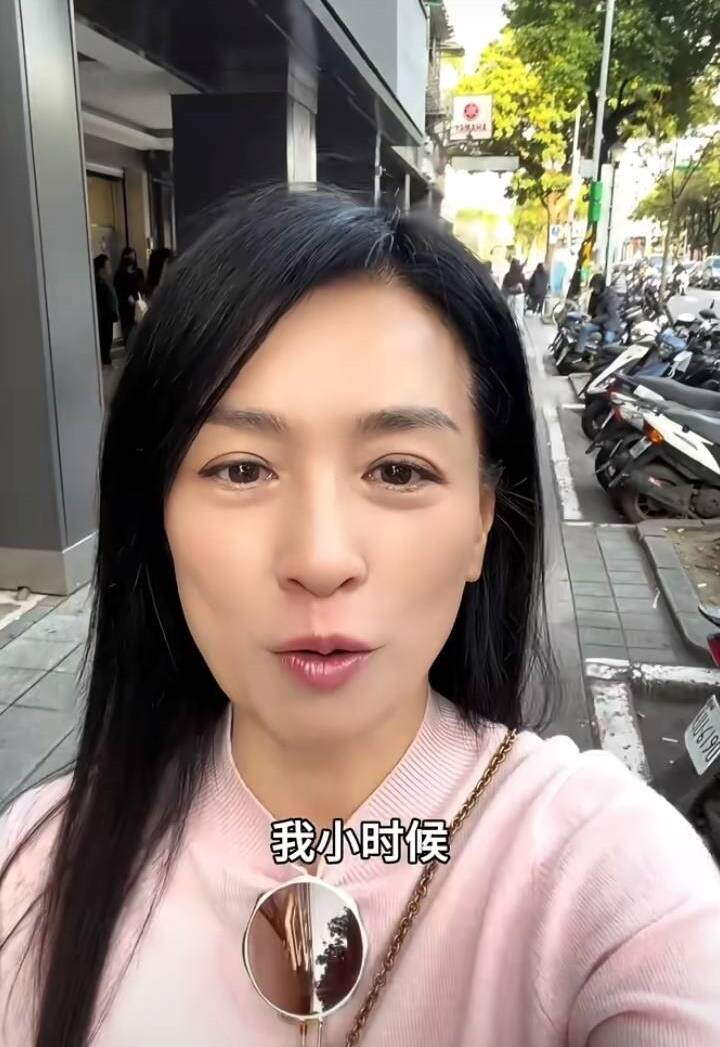 張庭今發布影片，帶大家回到充滿她兒時回憶的行天宮。（翻攝自小紅書）