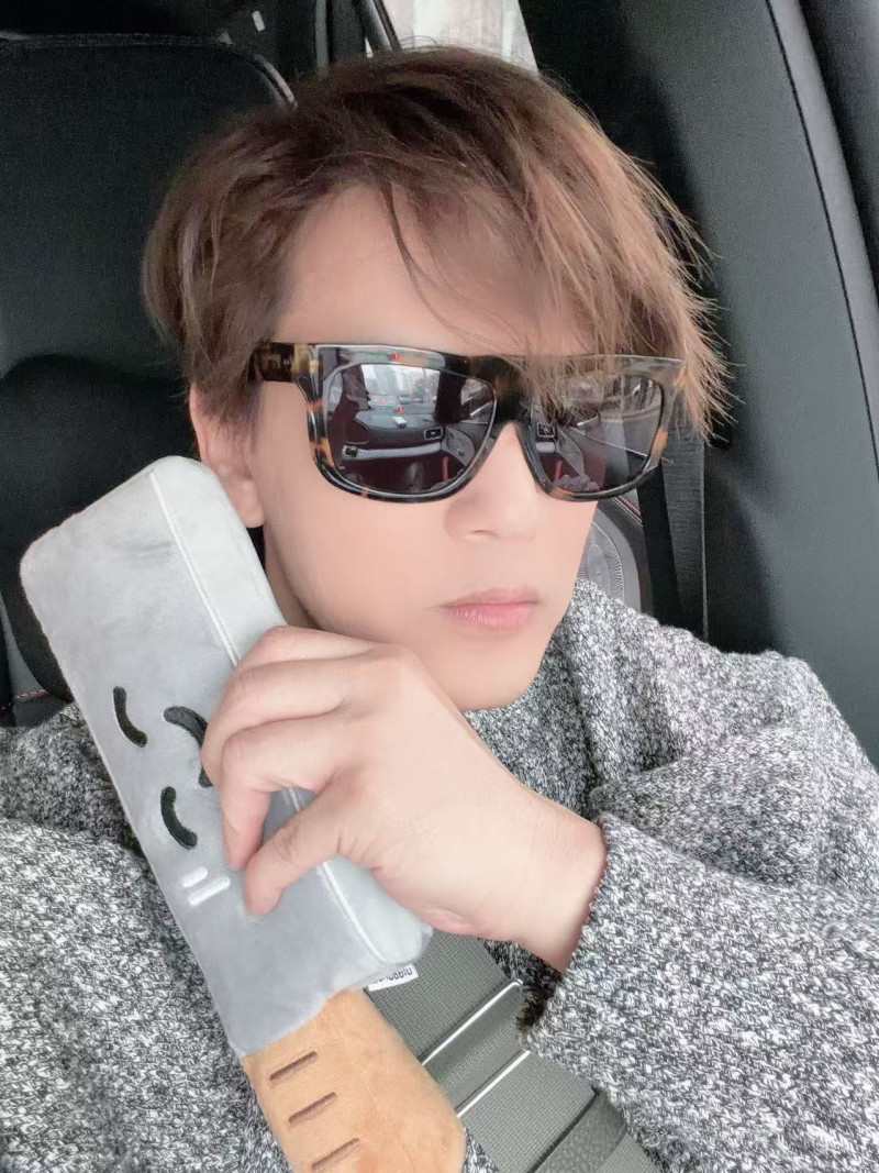 陳曉東推出首張限量音樂黑膠。（火爆娛樂提供）