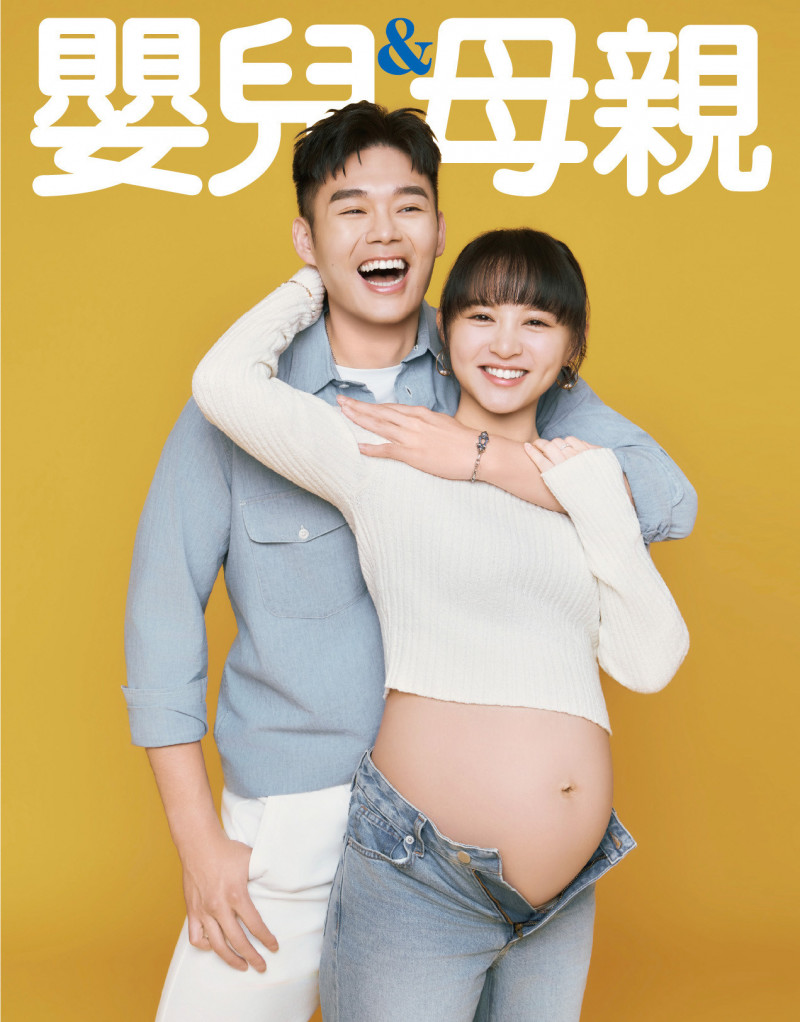 王齊麟、陳詩媛合體拍封面。（《嬰兒與母親》雜誌提供）