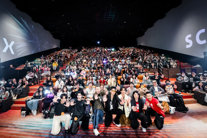 《功夫》主題曲獻唱場廳內大合照。（麻吉砥加提供）